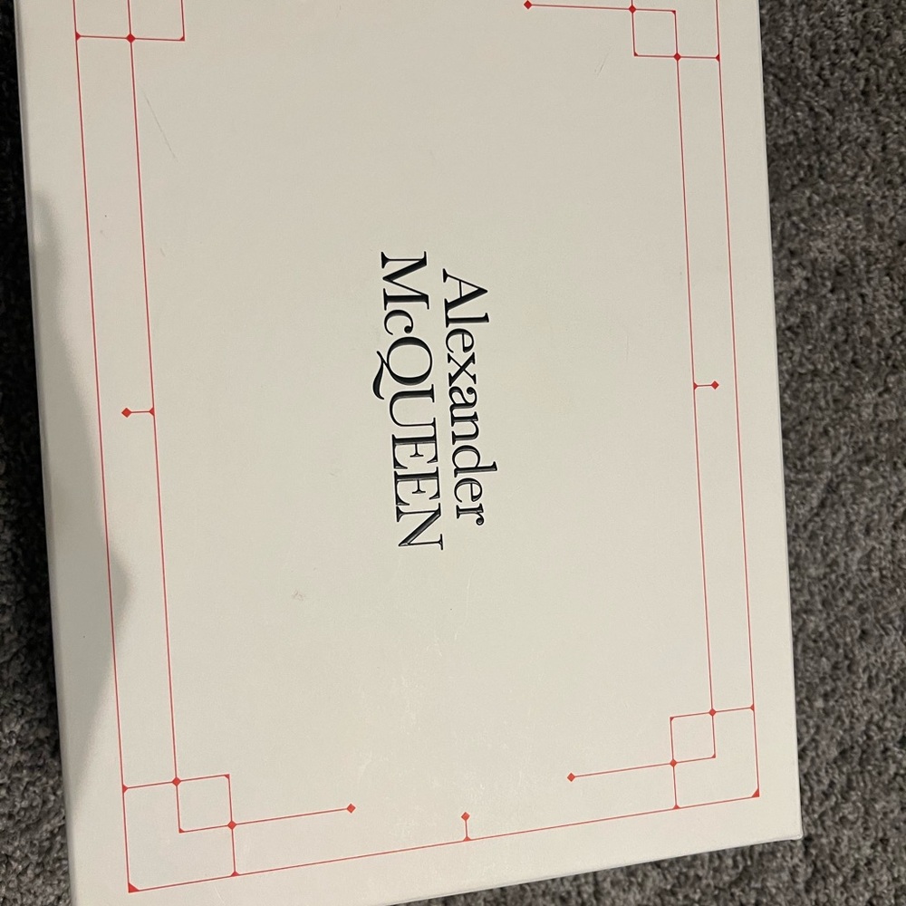 Alexander Mcqueen - image 4